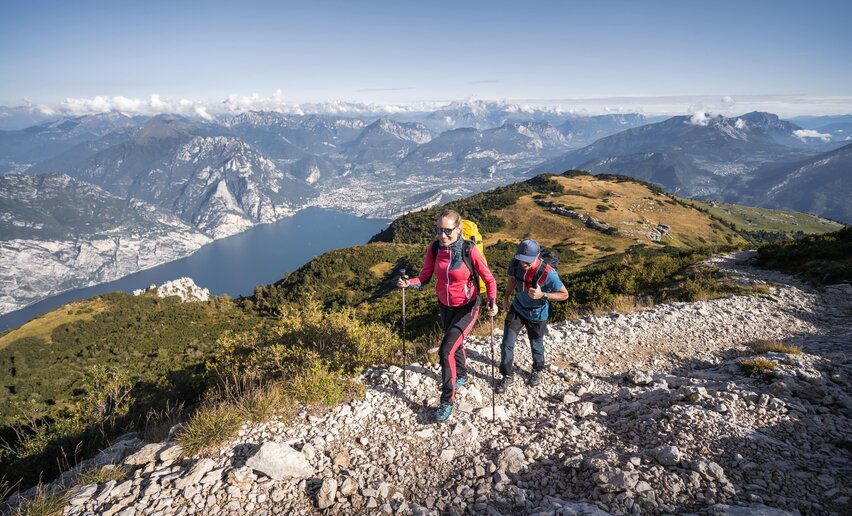 Da Malga Campo al Rifugio Altissimo, affacciati sul Garda