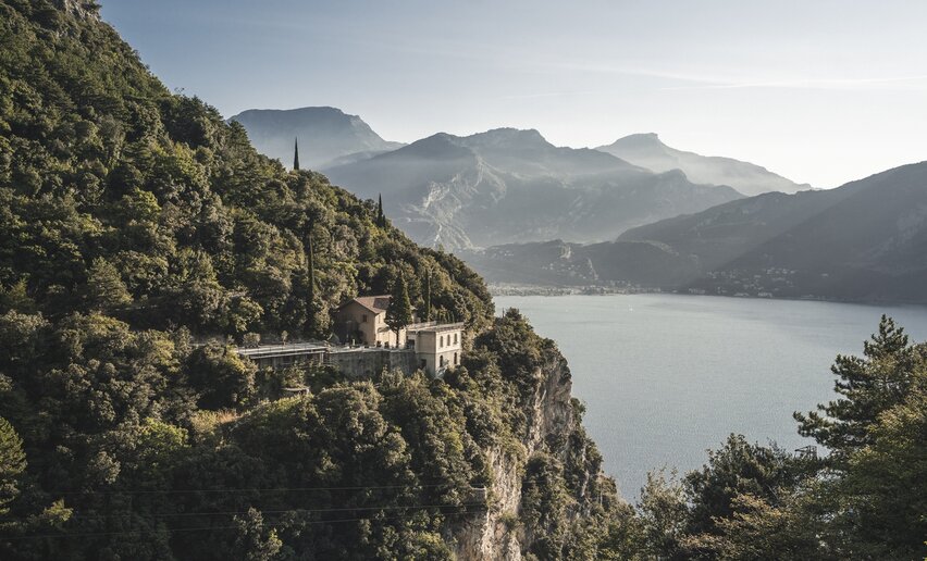 Sentiero del Ponale (da Riva del Garda)