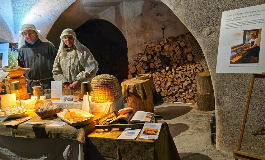 Shalom - Pace: Presepe vivente nel borgo di Lundo