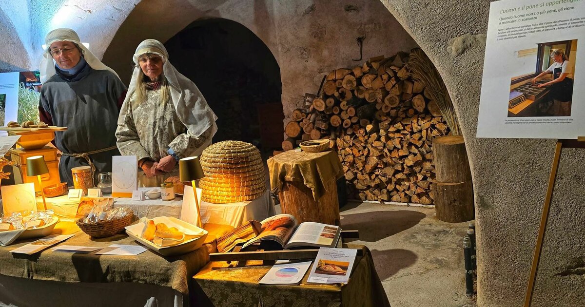 Shalom - Pace: NATIVITY SCENE IN LUNDO VILLAGE