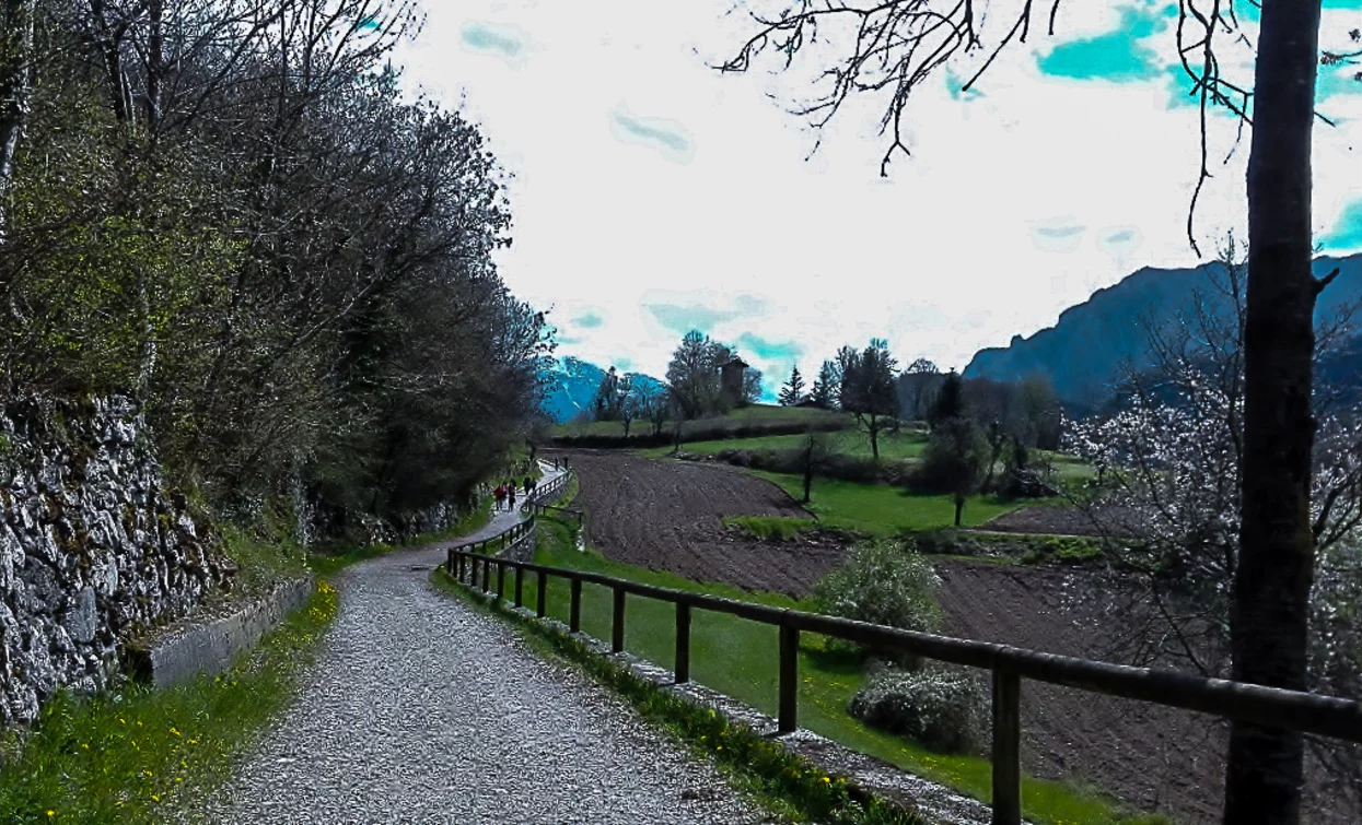 From Lake Tenno towards Canale | © Foto LaValeBellotti, Garda Trentino 