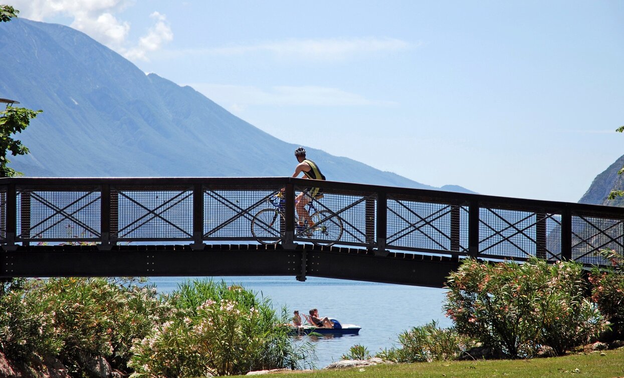 Lungo il lungolago a Riva del Garda | © Archivio APT Garda Trentino , Garda Trentino 