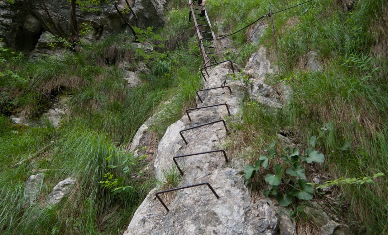 Der Abschnitt der "Via ferrata" in der Nähe von Santa Barbara | © Archivio APT Garda Trentino, Garda Trentino