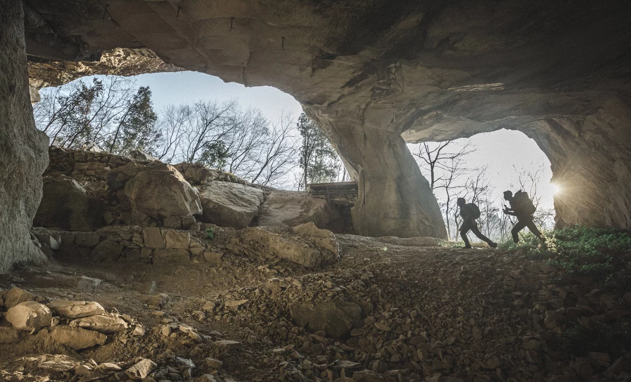 Trekking al Bosco Caproni | © Archivio Garda Trentino (ph. Tommaso Prugnola), Garda Trentino 