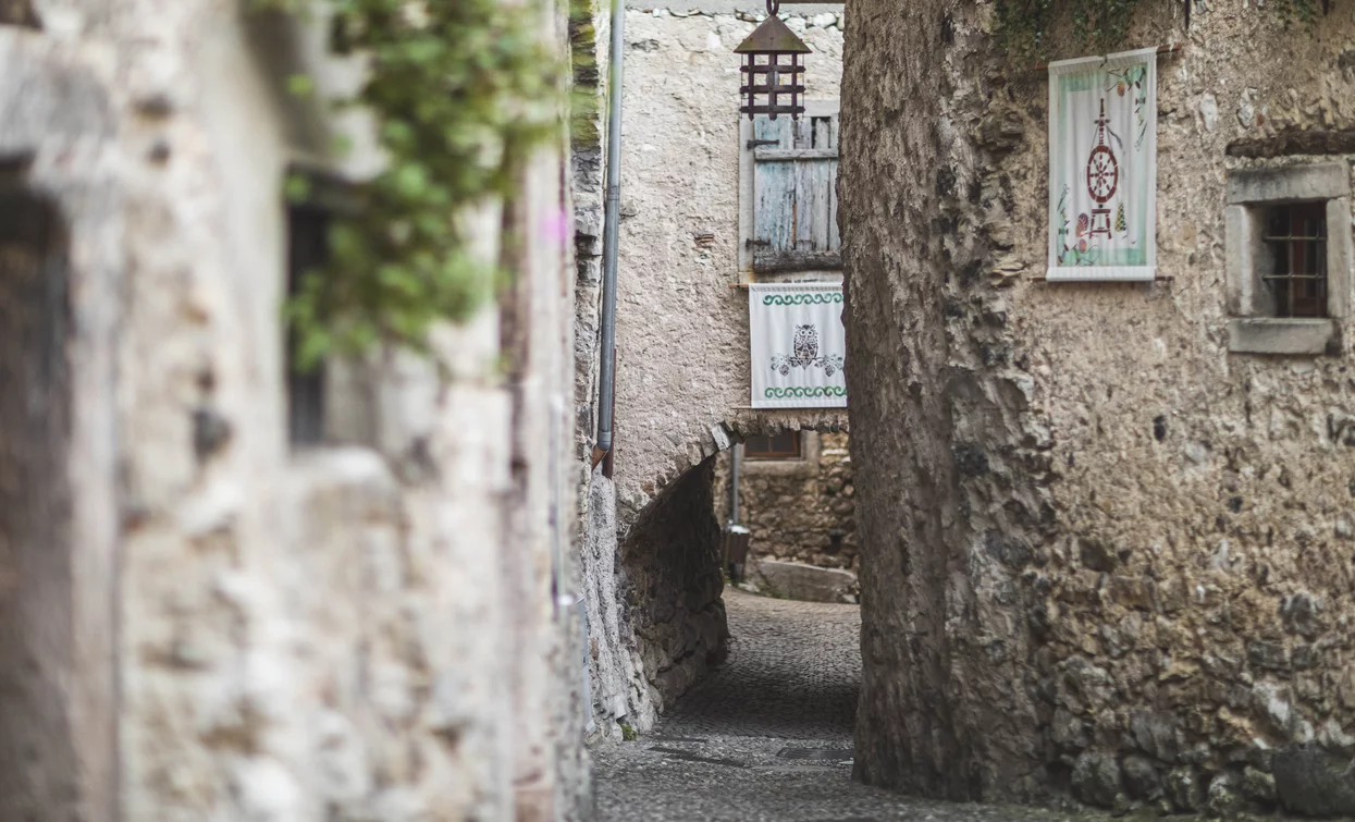 Die engen Gassen im Weiler Canale | © Archivio Garda Trentino (ph. Watchsome), Garda Trentino 