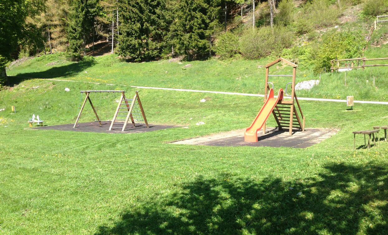Area bambini a Malga Somator | © ApT Rovereto Vallagarina Monte Baldo - Prodotto Outdoor, Garda Trentino 