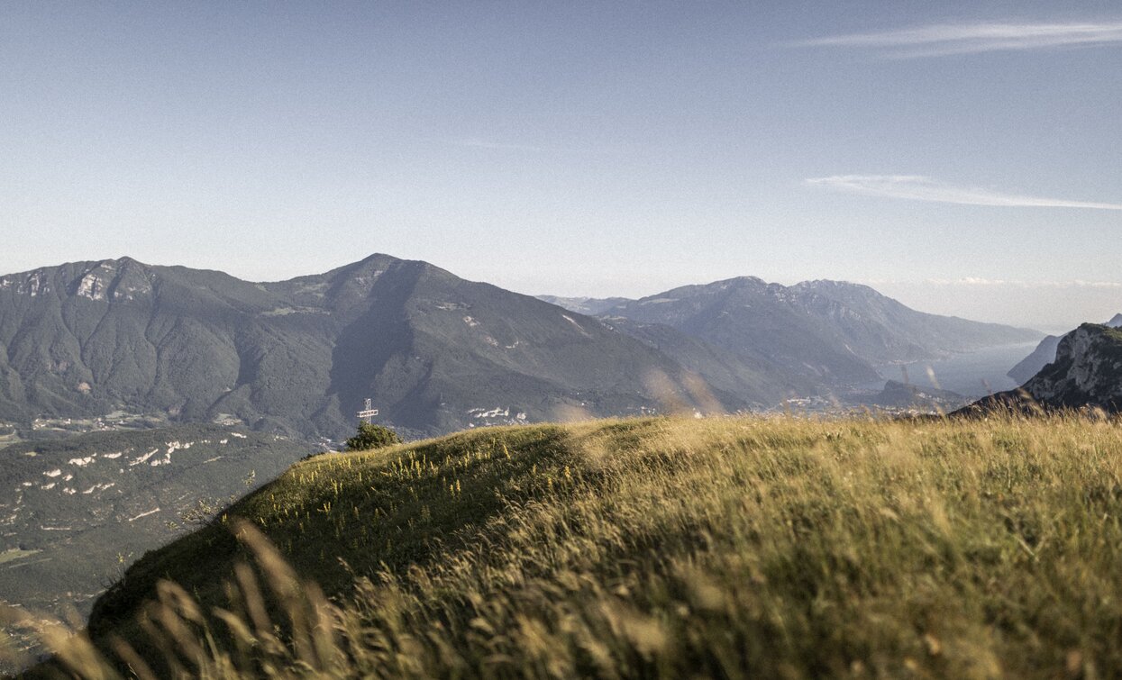 The cross on top of Monte Casale | © Archivio Garda Trentino (ph. Watchsome), Garda Trentino 