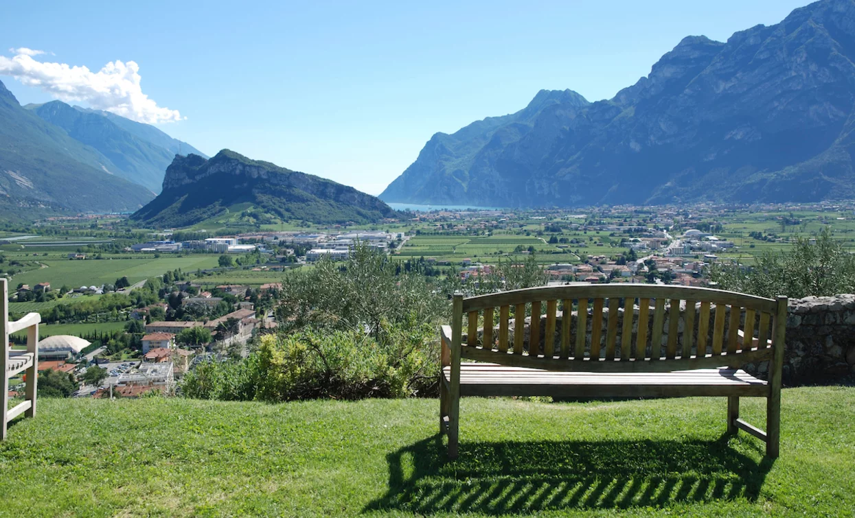 Vista dal Prato della Lizza (castello di Arco) | © APT Garda Trentino, Garda Trentino 