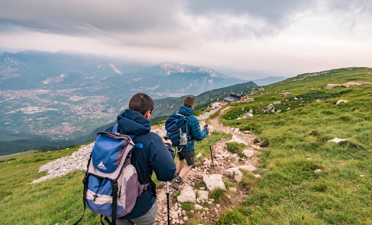 Alla baita Prospero Marchetti (Monte Stivo) | © Archivio Garda Trentino (Ph. Jennifer Doohan), Garda Trentino 