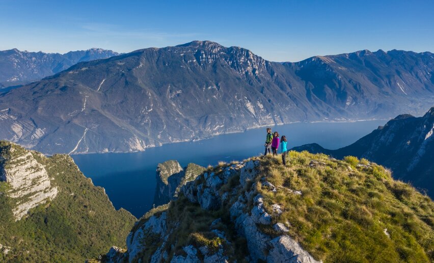 Vista sul lago di Garda dal percorso | © Archivio APT Garda Trentino (ph. Calzà) , Garda Trentino 