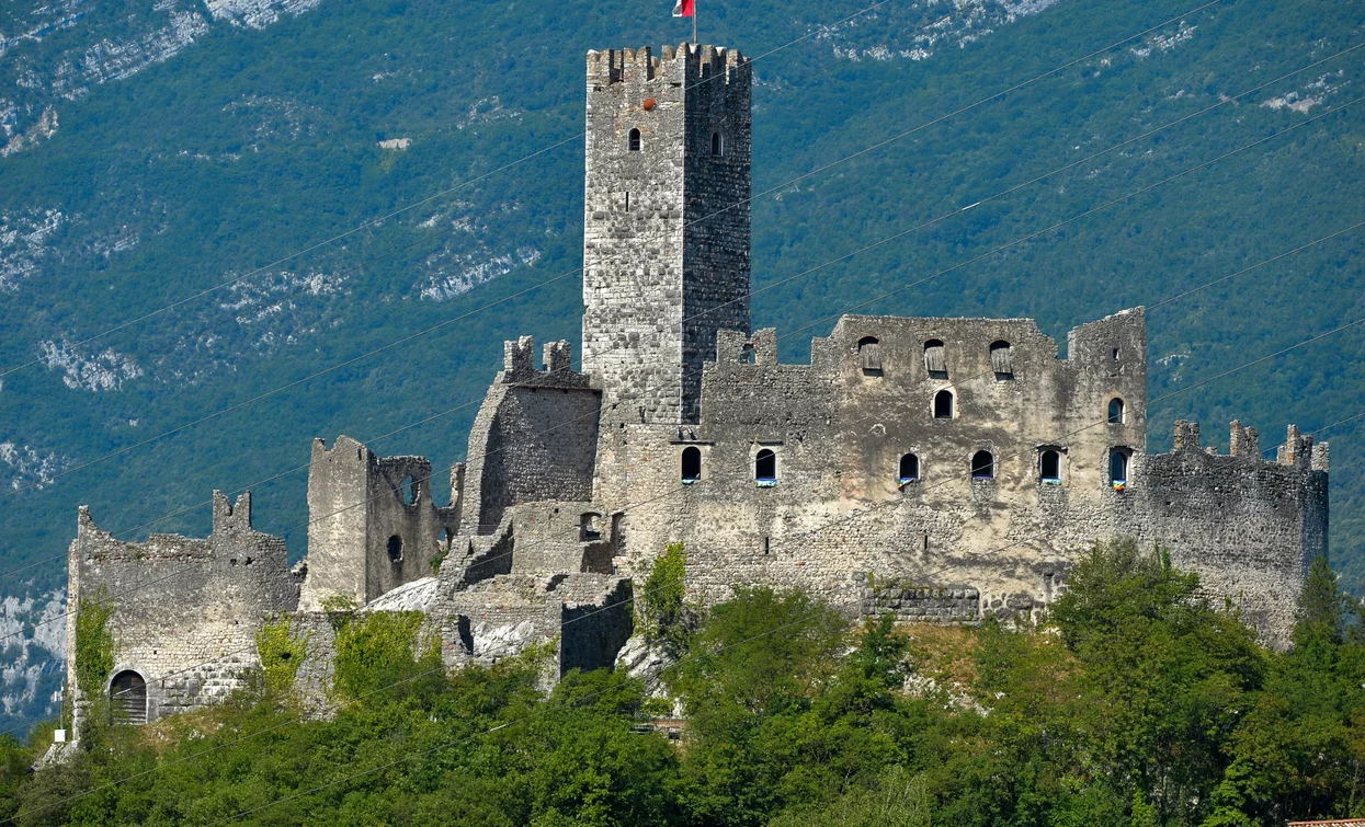 Die Burg in Drena | © Archivio APT Garda Trentino, Garda Trentino 
