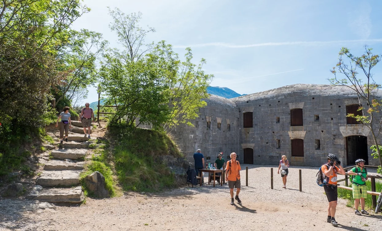 Befestigungen auf dem Monte Brione | © Archivio Garda Trentino - Foto Promovideo, Garda Trentino 