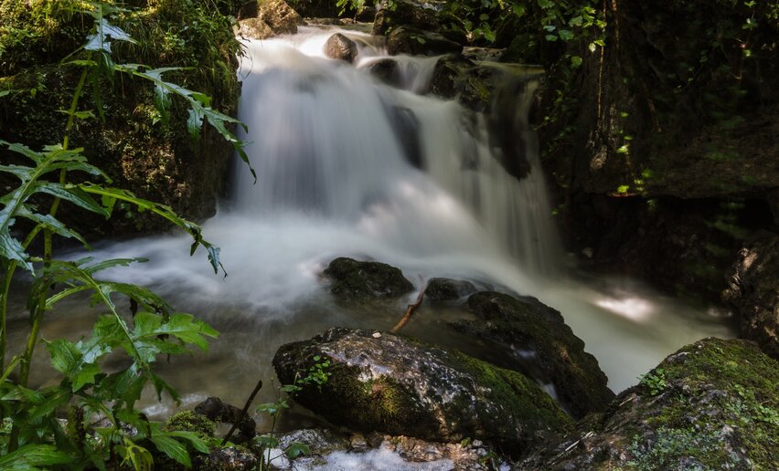 From waterfall to waterfall
