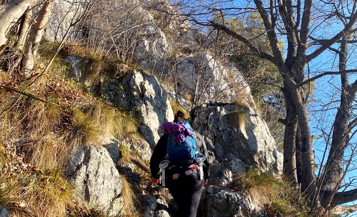 Salita verso il Cima Rocca | © Ludovica Trentini, Garda Trentino 