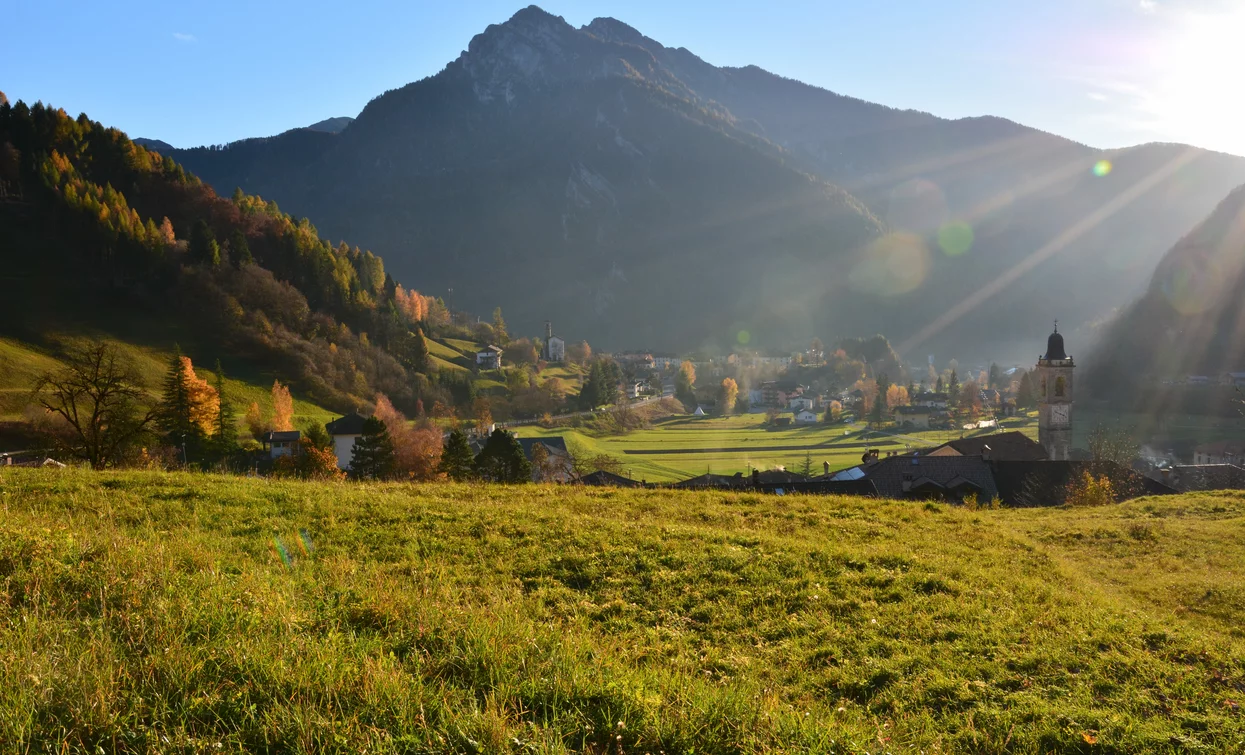 Blick von Enguiso e Locca mit Monte Corno im Hintergrund | © Archivio Garda Trentino (ph. Luigino Sartori), North Lake Garda Trentino 