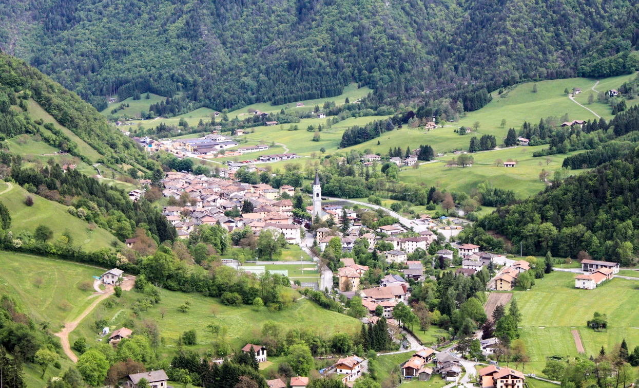 Tiarno di Sotto e le campagne circostanti | © Archivio Garda Trentino (ph. Stefania Oradini), Garda Trentino 