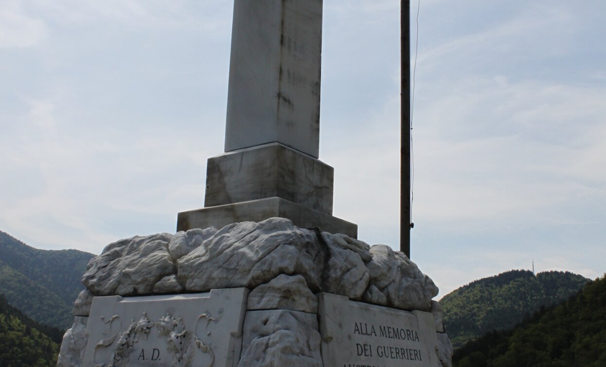 Monument to the fallen | © Staff Outdoor Garda Trentino AC, Garda Trentino 