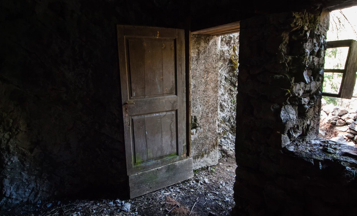 Baita dei soldati sul Sentiero austroungarico | © Mark van Hattem, Garda Trentino 