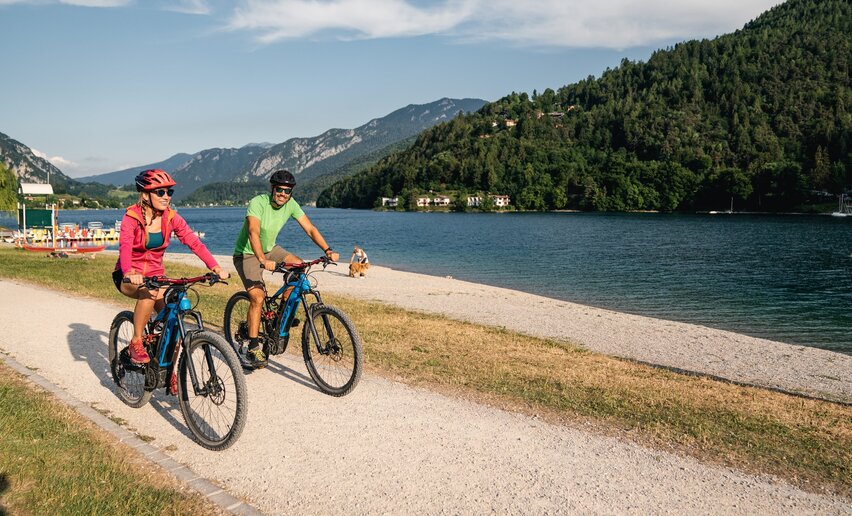 Seeufer-Radweg im Ledrotal | © Archivio Garda Trentino (ph. Alice Russolo), North Lake Garda Trentino  Seeufer-Radweg im Ledrotal | © Archivio Garda Trentino (ph. Alice Russolo), North Lake Garda Trentino