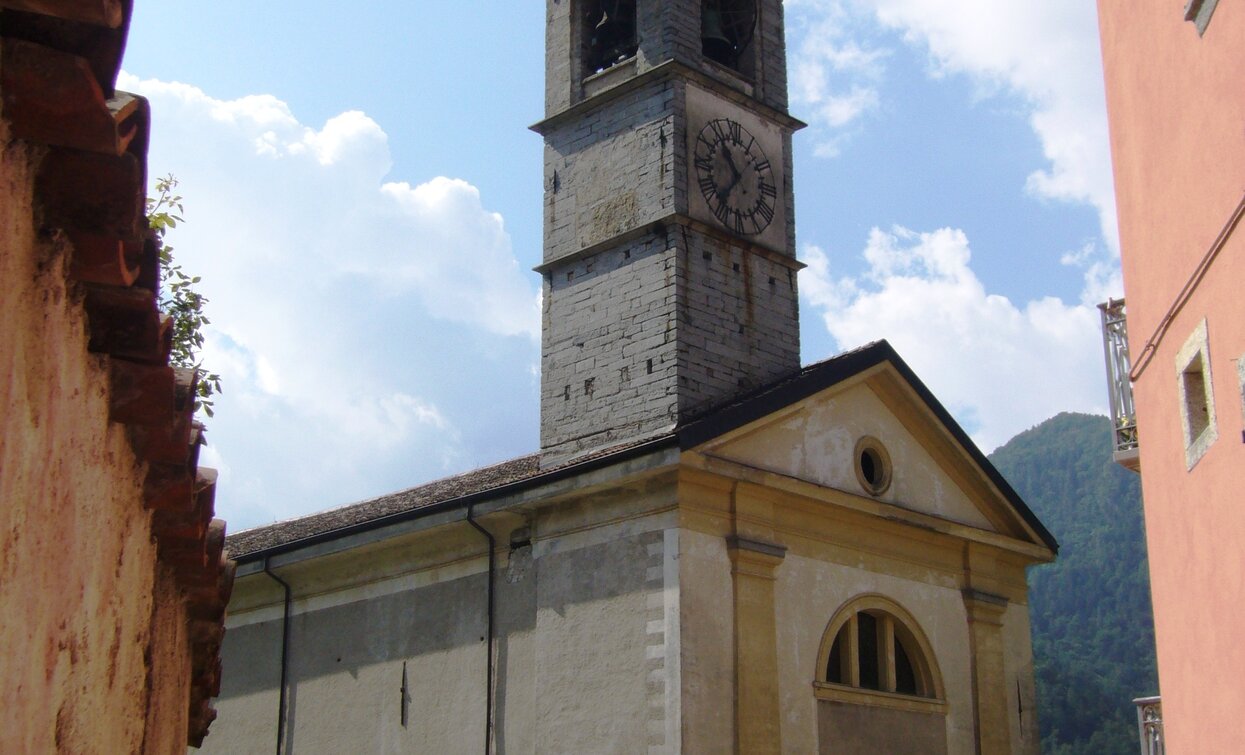 Pieves Kirche mit ihrer zwiebelförmigen Kuppel | © Staff Outdoor Garda Trentino AC, Garda Trentino