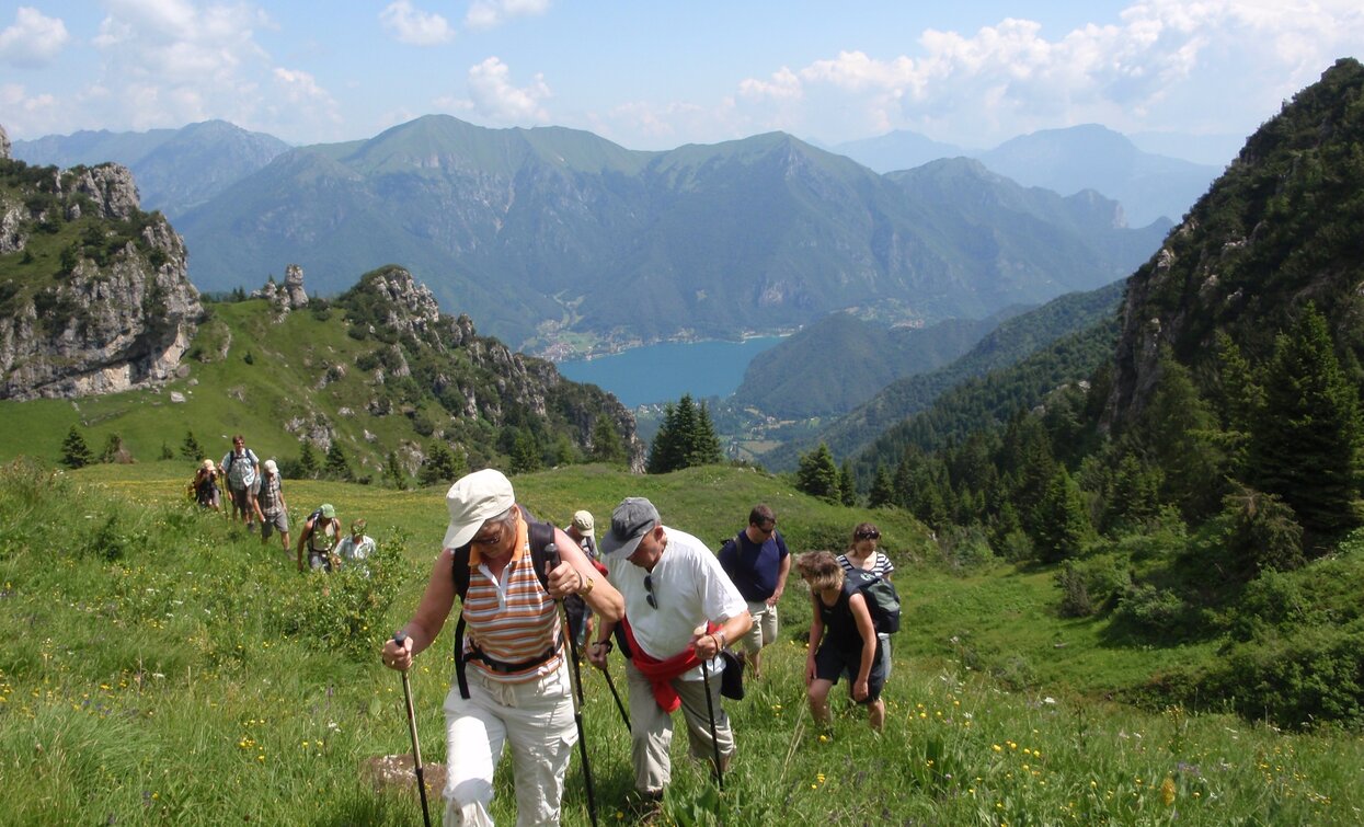Ascent with lake view | © Staff Outdoor Garda Trentino AC, Garda Trentino