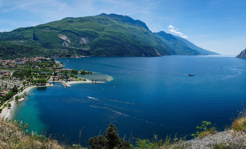 Blick vom Monte Brione (Doss Casina und Monte Altissimo) | © Archivio Garda Trentino (ph. Vuilleumier) , North Lake Garda Trentino 
