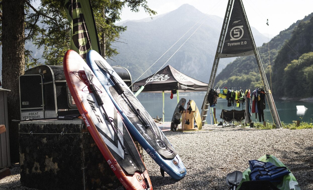 Circuit of Lake Ledro in SUP | © Archivio Garda Trentino (ph. Watchsome), Garda Trentino
