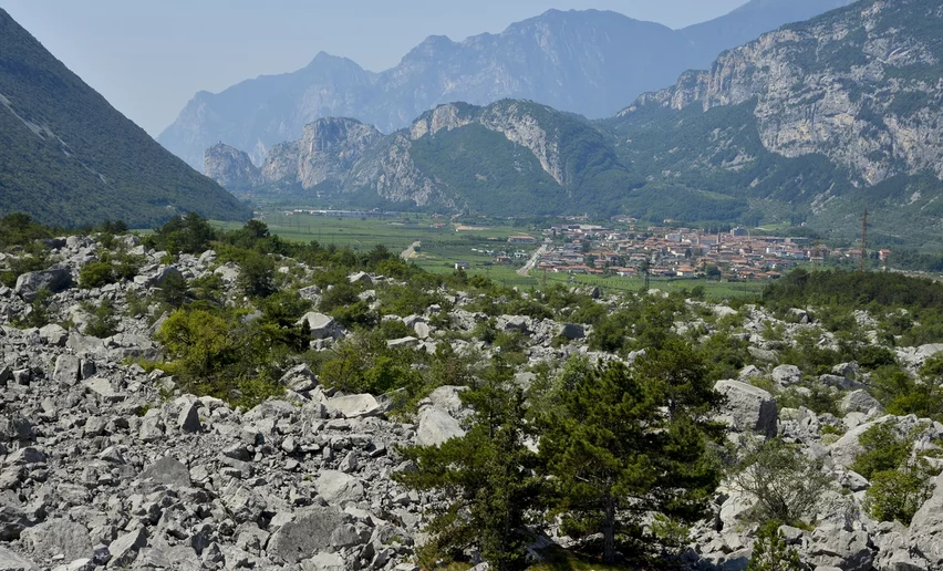 The nature reserve of the Marocche | © Promovideo, Garda Trentino