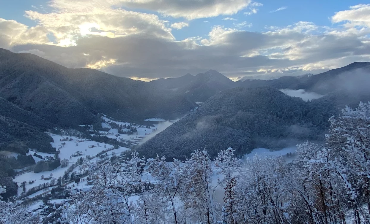 Winterlandschaft vom Aussichtspunkt | © Elisabetta Luraschi, Garda Trentino 