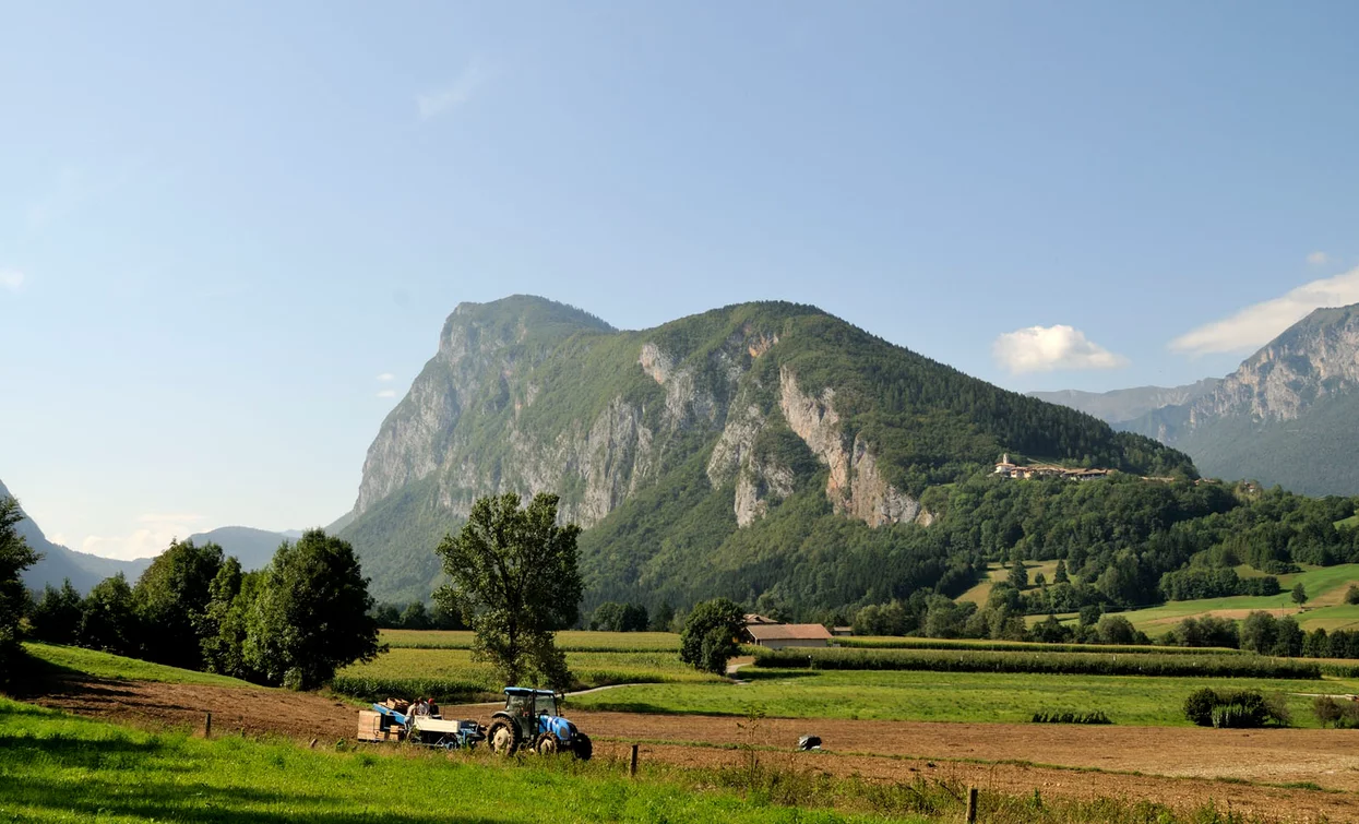 Campi nella Val Lomasona | © Archivio Garda Trentino, Garda Trentino 