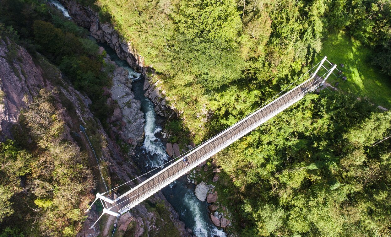 Canyon del Limarò - suspension bridge | © Fototeca Trentino Sviluppo (ph. A. Russolo), North Lake Garda Trentino 