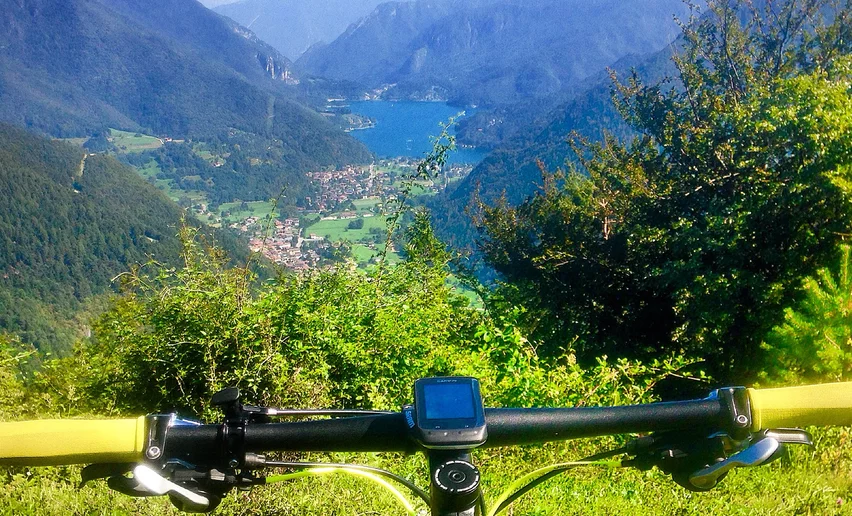 Vista sul Lago di Ledro dal Monte dei Pini Trail - Tour | © Archivio Garda Trentino (ph. Max Spagnolli), North Lake Garda Trentino 