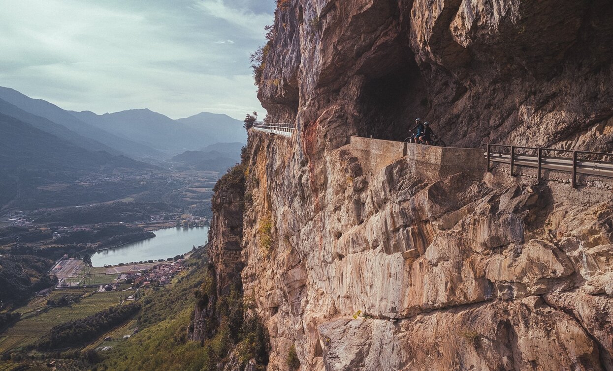 Die Straße zwischen Ranzo und Lon | © Archivio Garda Trentino (ph. Tommaso Prugnola), Garda Trentino 