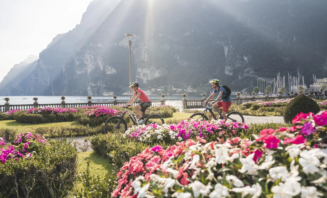 Lungolago di Riva del Garda | © Archivio Garda Trentino (ph. Watchsome), Garda Trentino 