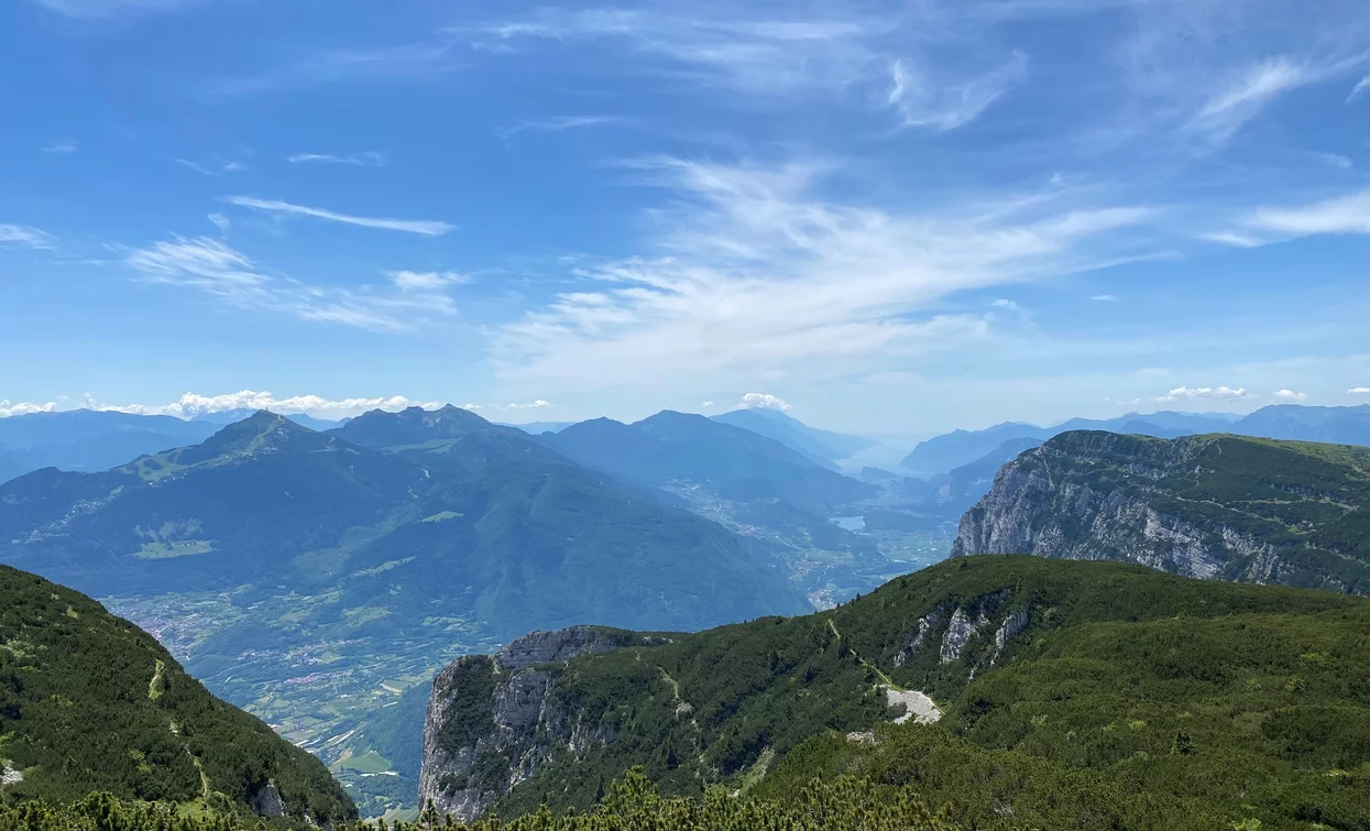 Lago di Garda e Monte Bondone dalla cima della Paganella | © Jennifer Paissan, Garda Trentino 
