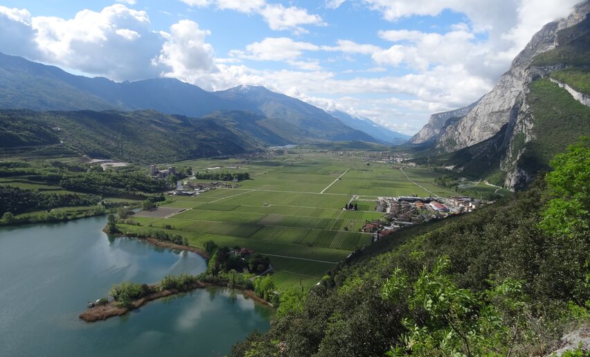 Aussicht aus dem Klettersteig Pisetta | © www.via-ferrata.de, Garda Trentino