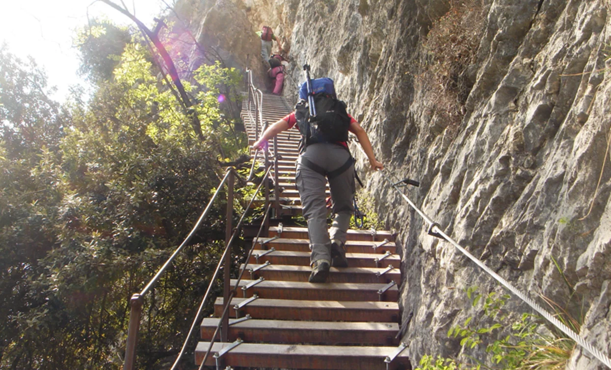 Gesicherter Steig "degli Scaloni" - "delle Cavre" - "dell'Anglone" | © APT Garda Trentino, Garda Trentino 