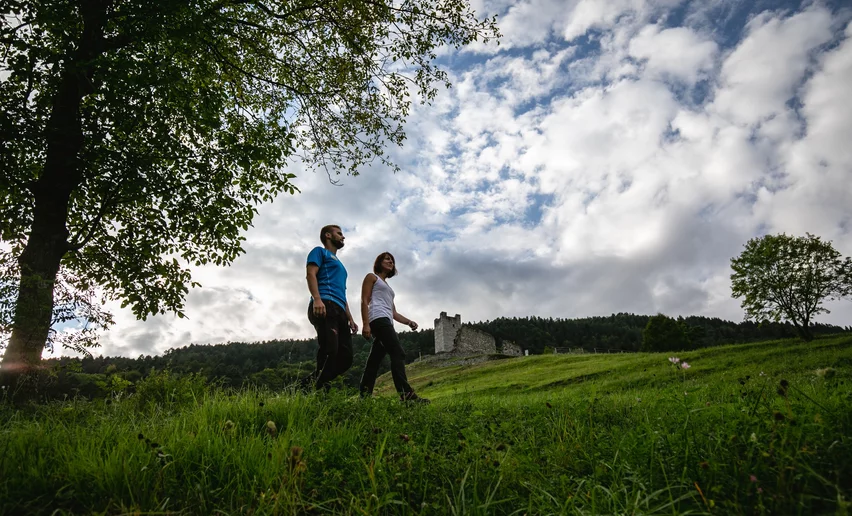 Weg nach Castel Restot | © Fototeca Trentino Sviluppo foto di A. Russolo, Garda Trentino
