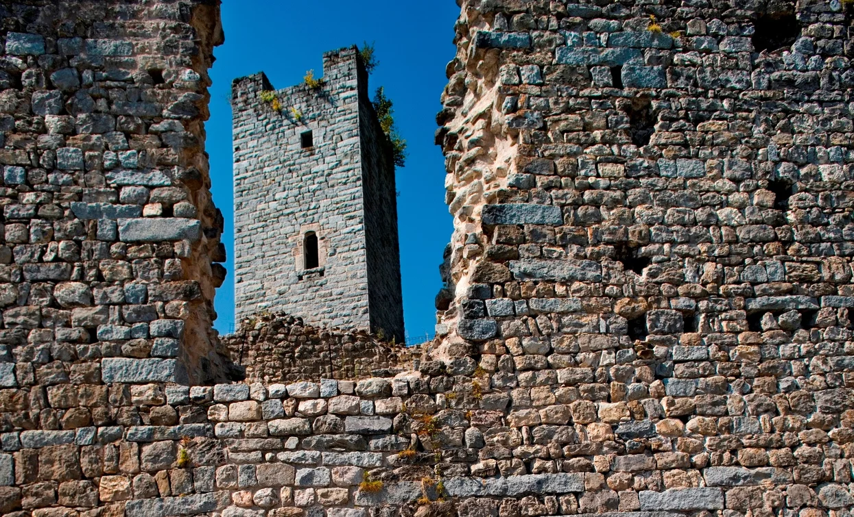 Castel Restor | © Fototrekking Foto di V. Monelli, Garda Trentino