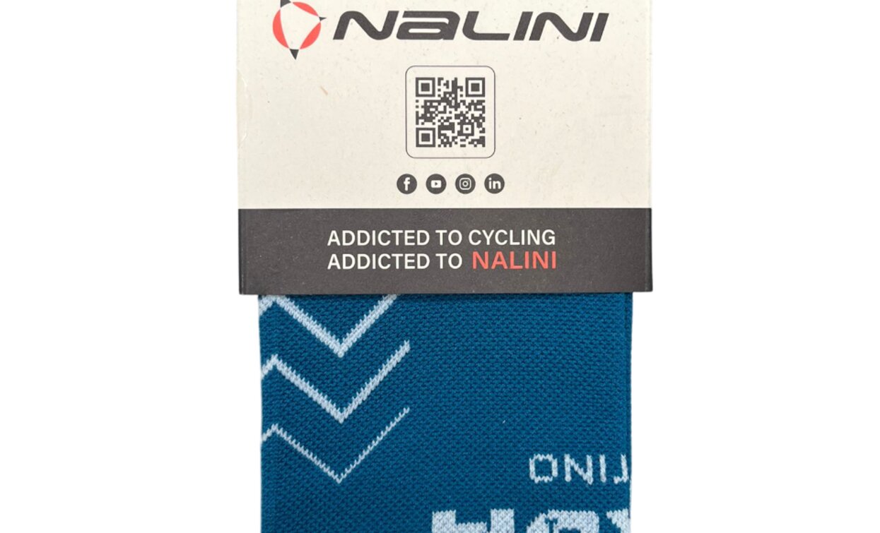Sossetti blu per ciclismo con logo Nalini. Perfette per gli appassionati di biking.